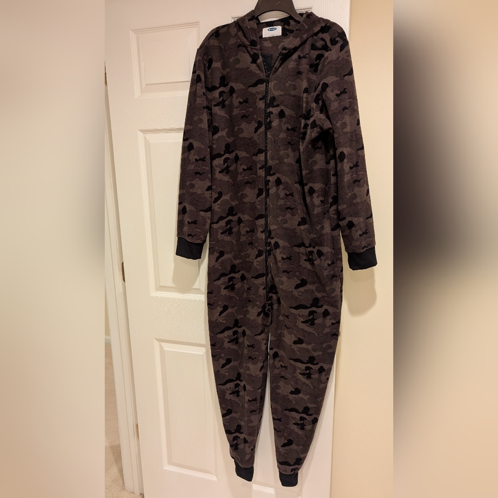 Old Navy Men's One PC. PJs